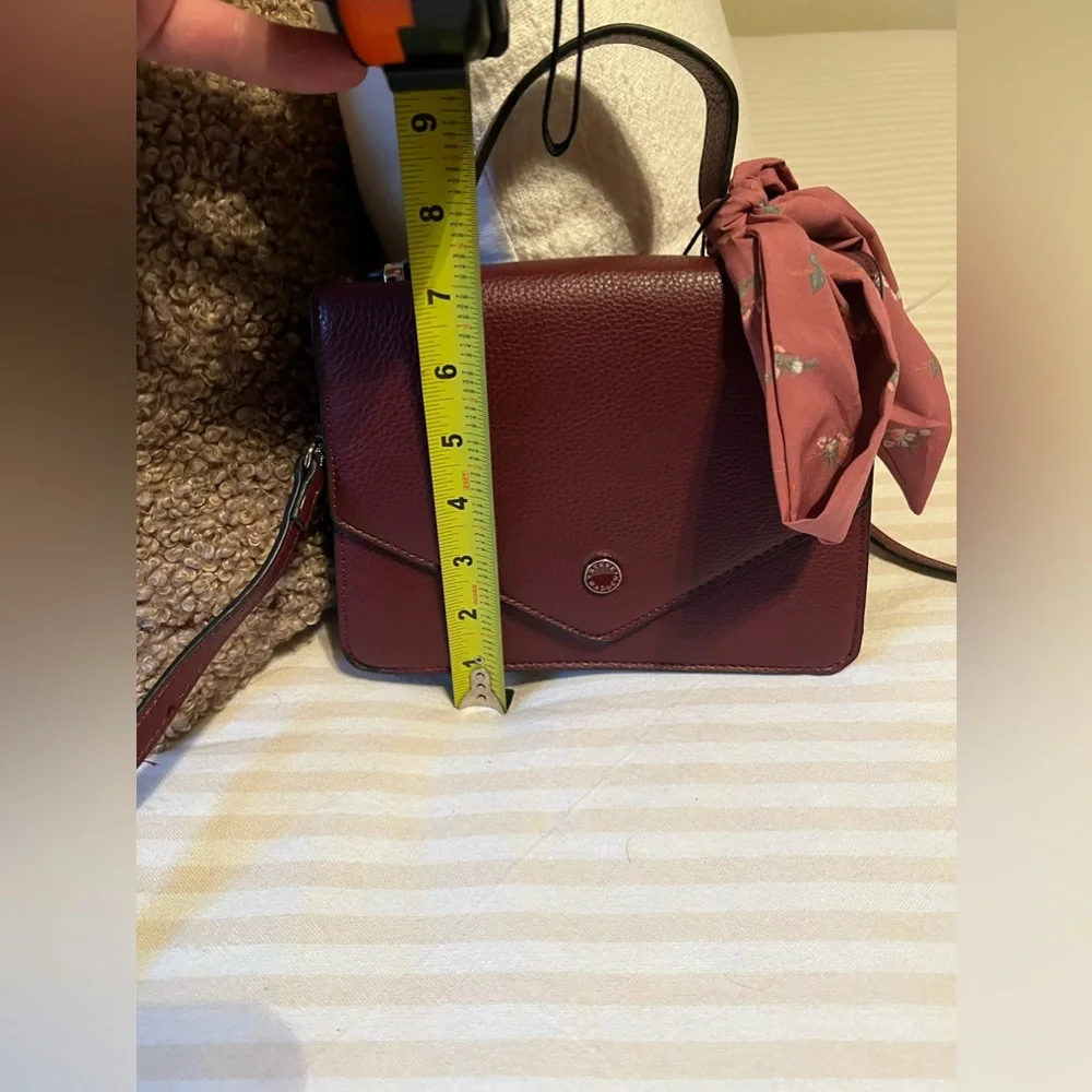 Steve Madden Bjill Top Handle Maroon Purse - Picture 9 of 11